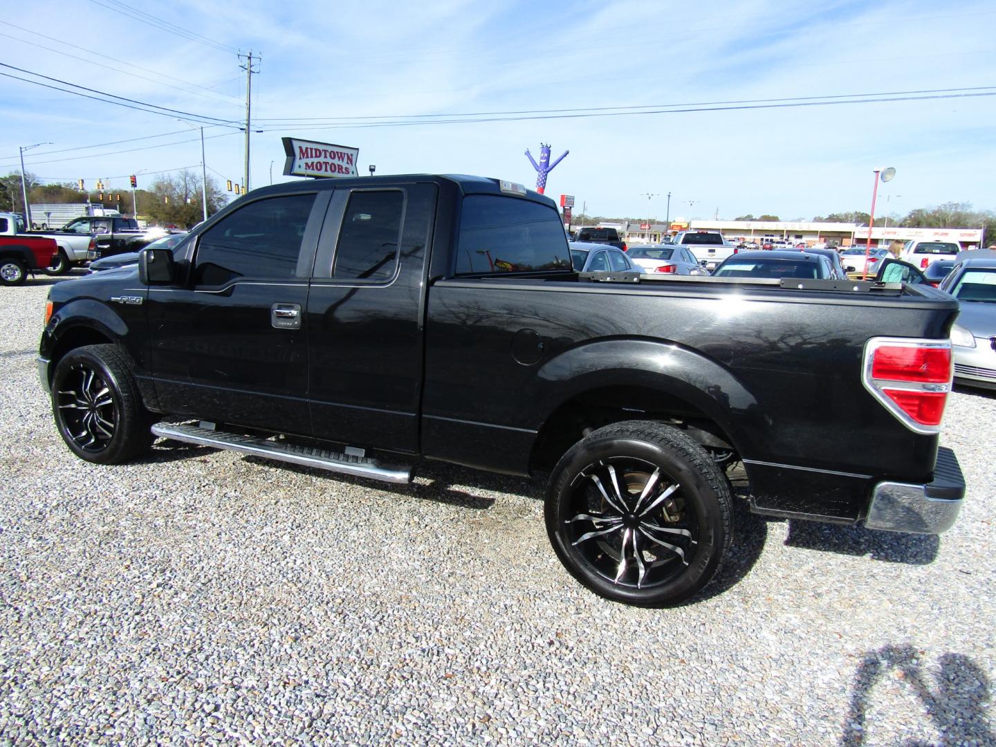 2013 Black /Gray Ford F-150 (1FTFX1CT5DF) with an V8 engine, Automatic transmission, located at 15016 S Hwy 231, Midland City, AL, 36350, (334) 983-3001, 31.306210, -85.495277 - Photo#5